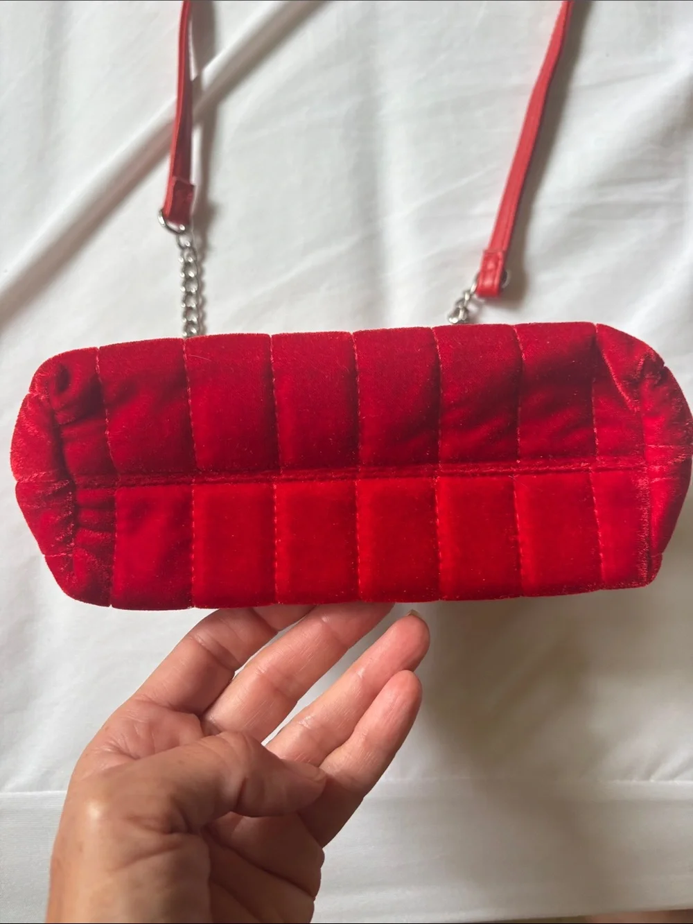 Girls Red Velvet Quilted Crossbody Bag with Chain Strap